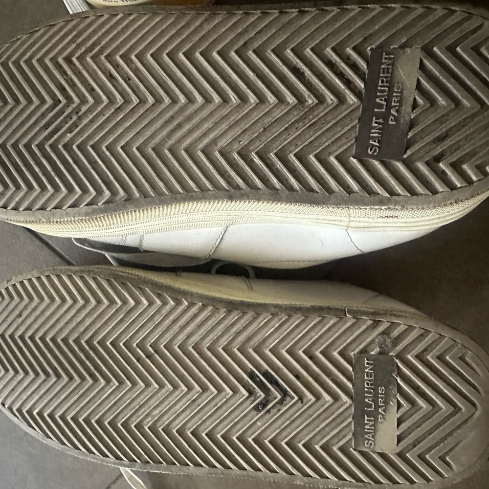 Saint Laurent sneakers - Picture 3 of 4